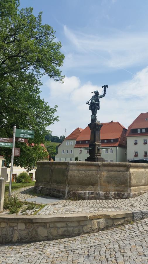 Am Schloss Im Erzgebirge * Lauenstein