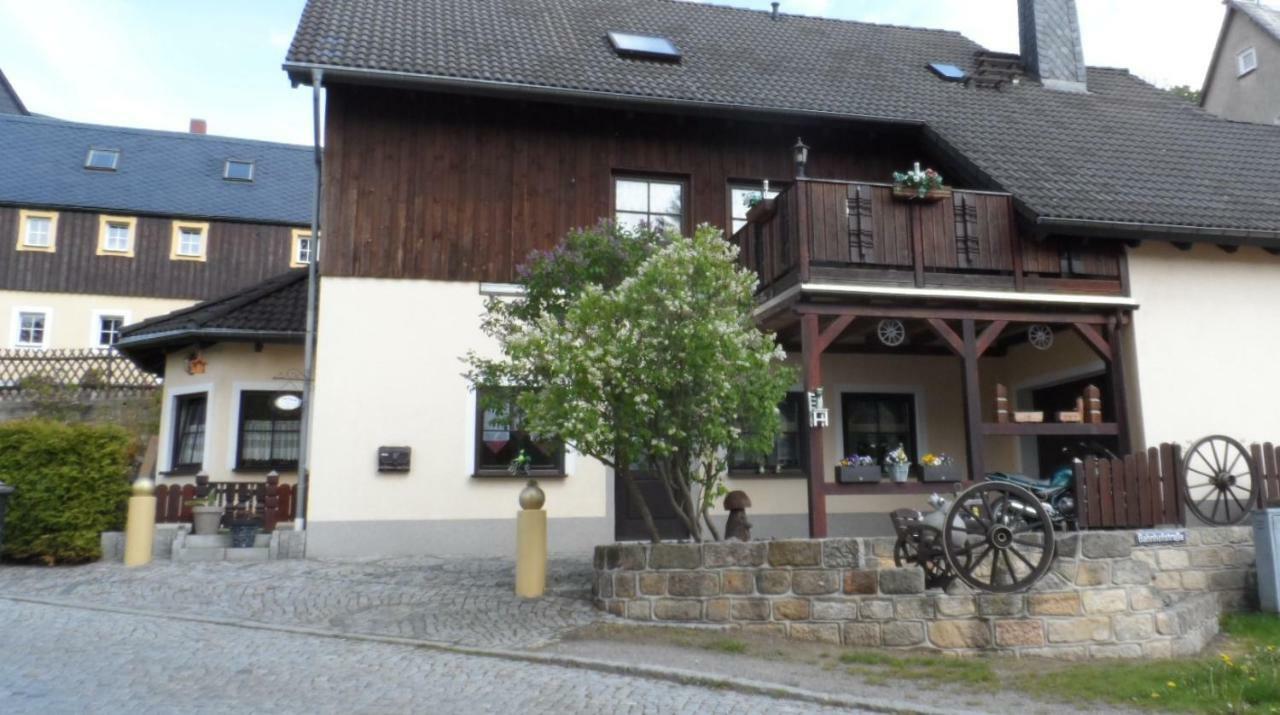 Am Schloss Im Erzgebirge *