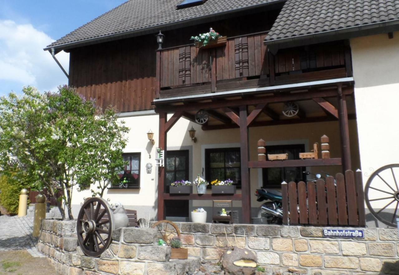 Am Schloss Im Erzgebirge *